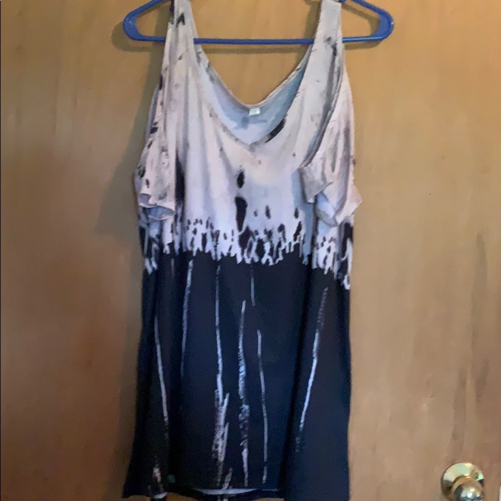 Cold shoulder top